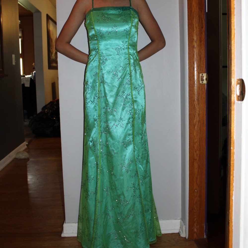 Cute Prom Dress! 👗